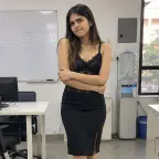 Tina, 22